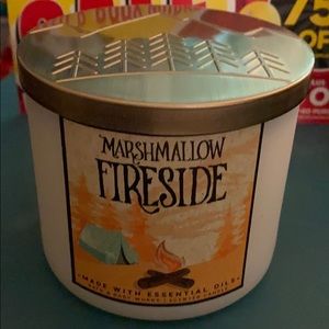 Bath & Body Works Marshmallow Fireside Candle